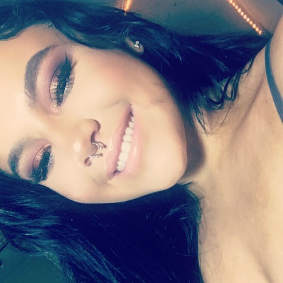 Meet your Posher, Zoey - Picture 1 of 1